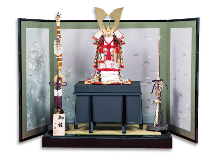 奉納鎧13号白褄取糸縅床飾り